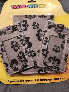 TRAVEL WITH MODA 3 PACK - 2 LUGGAGE TAGS AND A MATCHING PASSPORT COVER, NEW